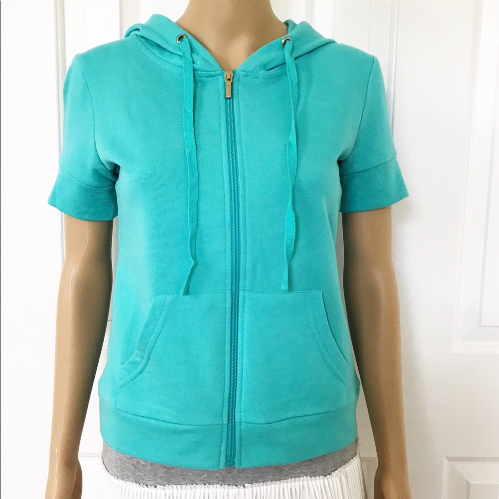 Bebe Short sleeve hoodie with front zip